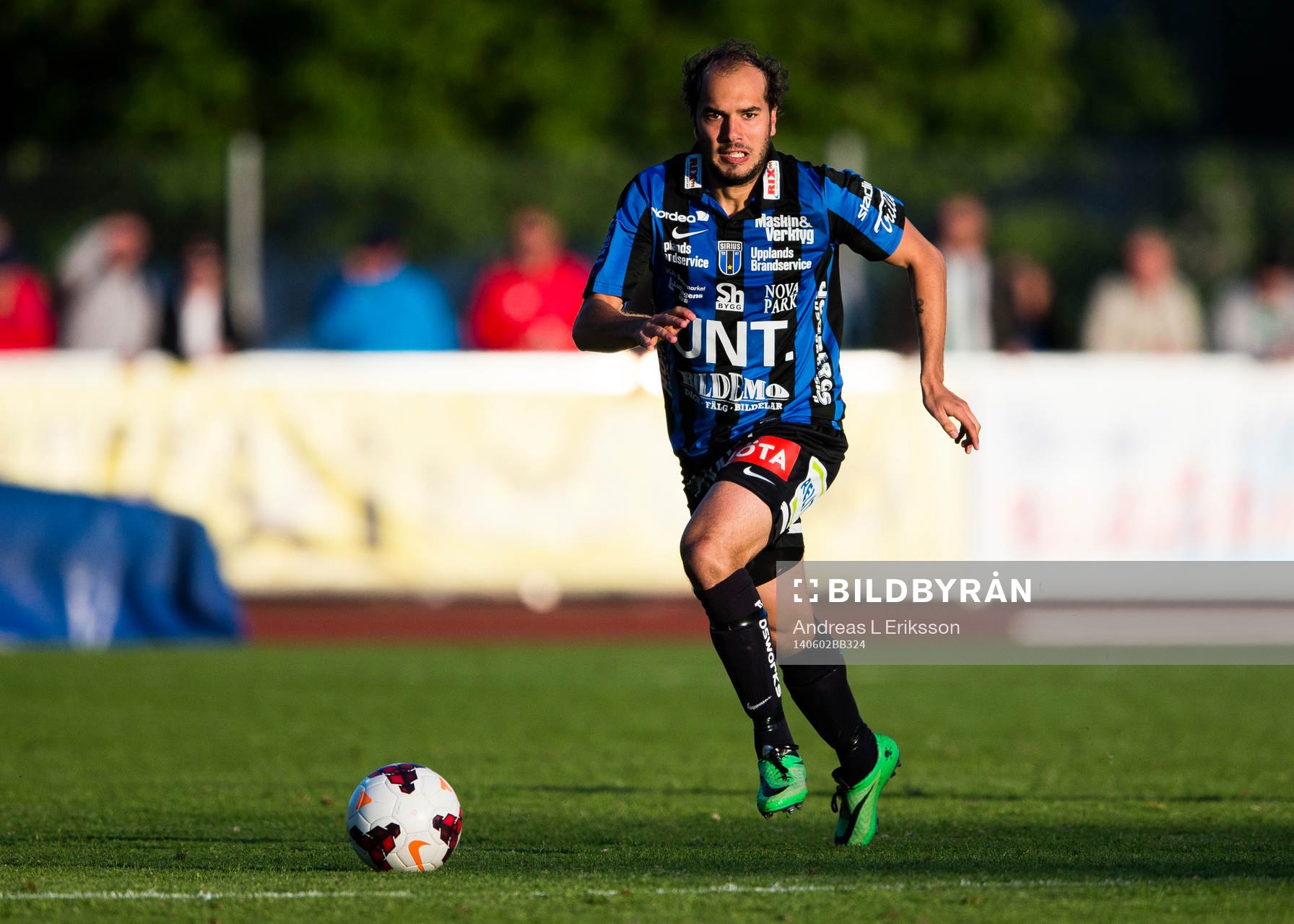Sirius Karl Larson under fotbollsmatchen i Superettan mellan Sirius och Hammarby den 2 juni 2014 i Stockholm. 