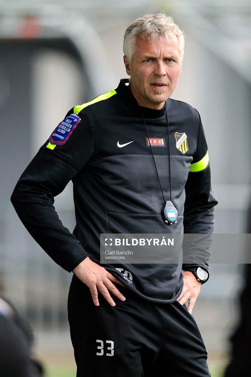 Häckens tränare Teddy Olausson under finalen i Ligacupen mellan Häcken och Malmö FF den 3 maj 2014 i Göteborg.
