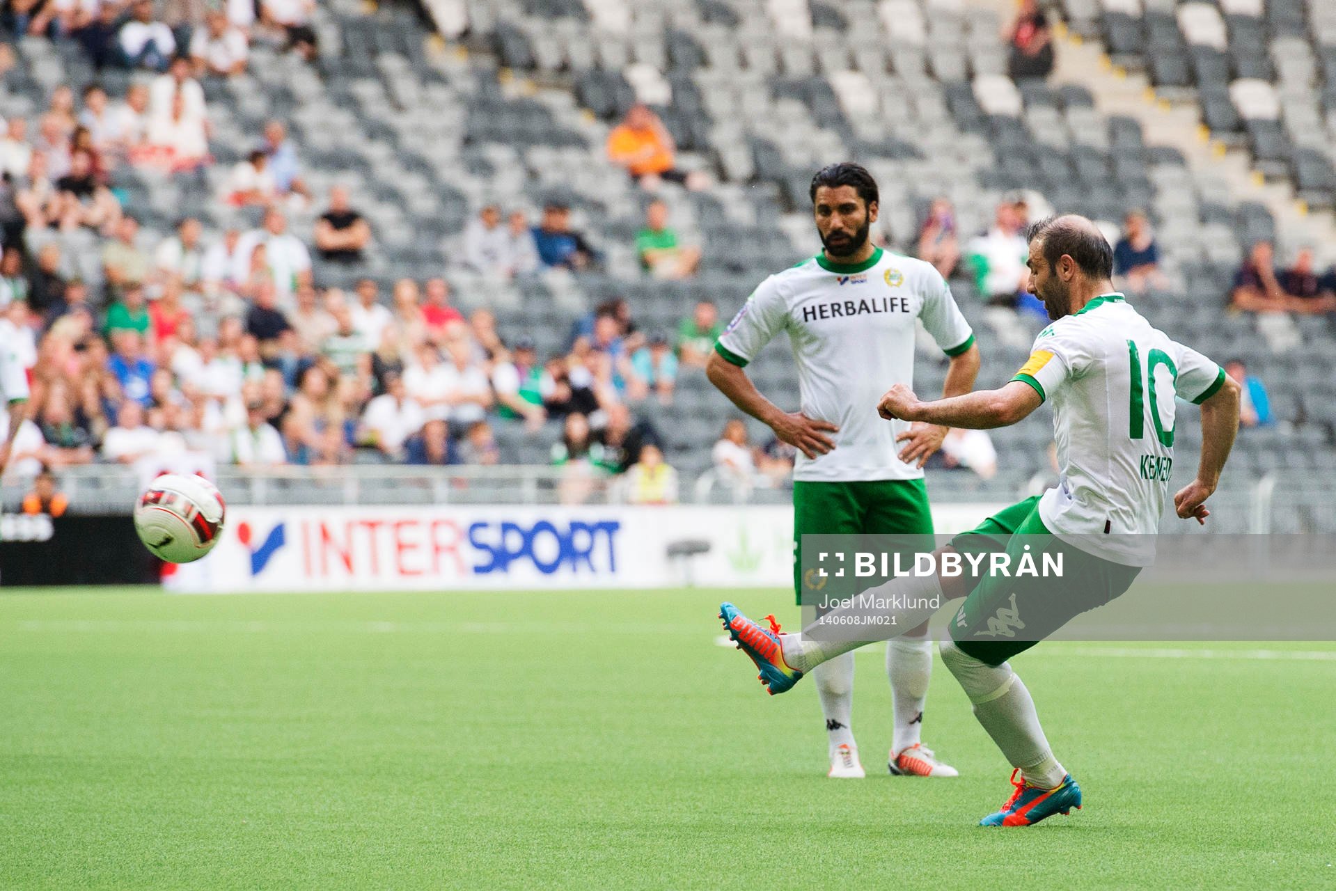 Hammarbys Kennedy Bakircioglu skjuter in 2-0 på frispark under fotbollsmatchen i Superettan mellan Hammarby och Landskrona den 8 juni 2014 i Stockholm.