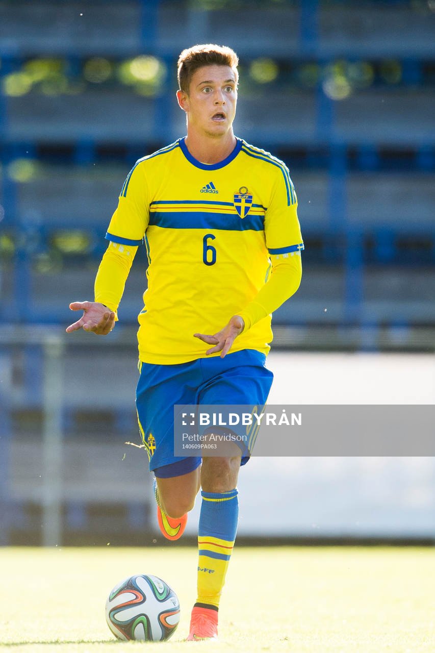 Sveriges Kristoffer Peterson under U21 fotbollslandskampen mellan Sverige och Slovakien den 9 juni 2014 i Trelleborg.
