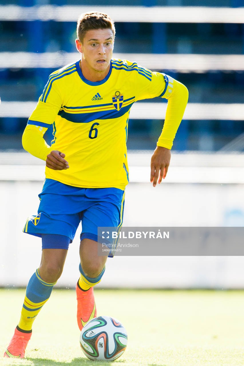 Sveriges Kristoffer Peterson under U21 fotbollslandskampen mellan Sverige och Slovakien den 9 juni 2014 i Trelleborg.