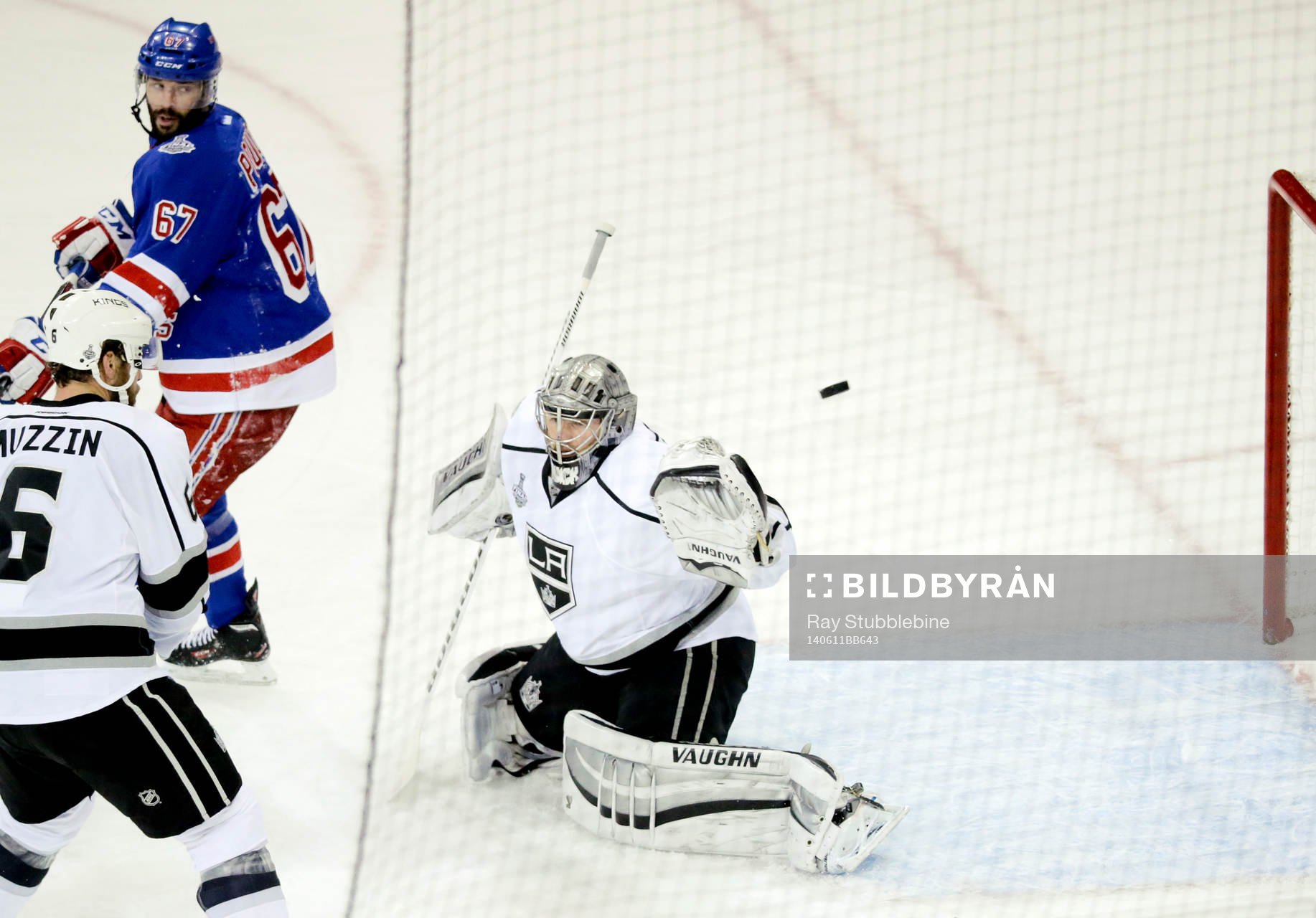 A double-deflection that last went off the stick of New
