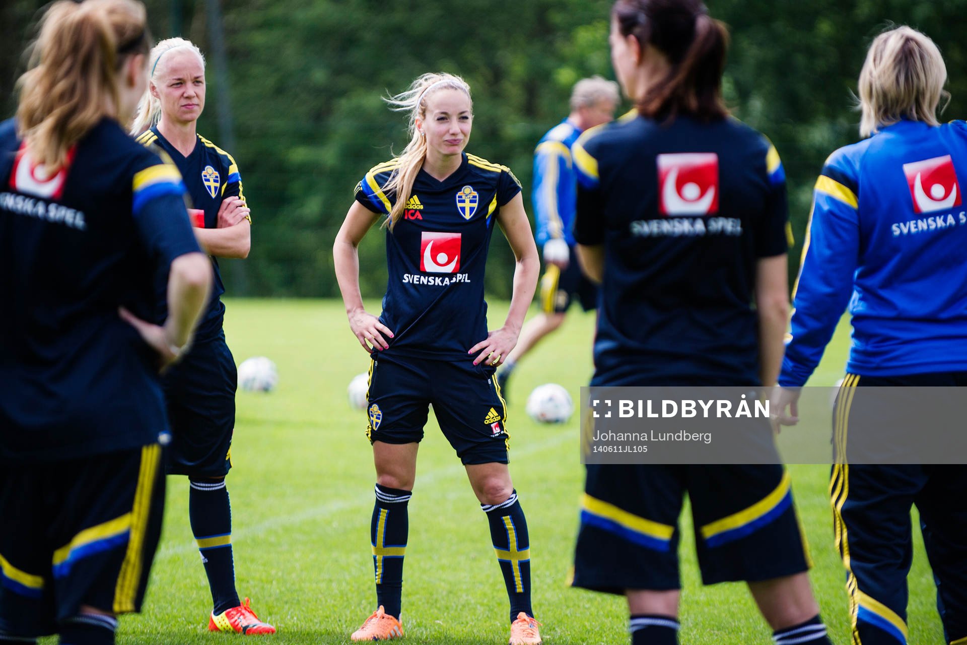 Sveriges Caroline Seger och Kosovare Asllani