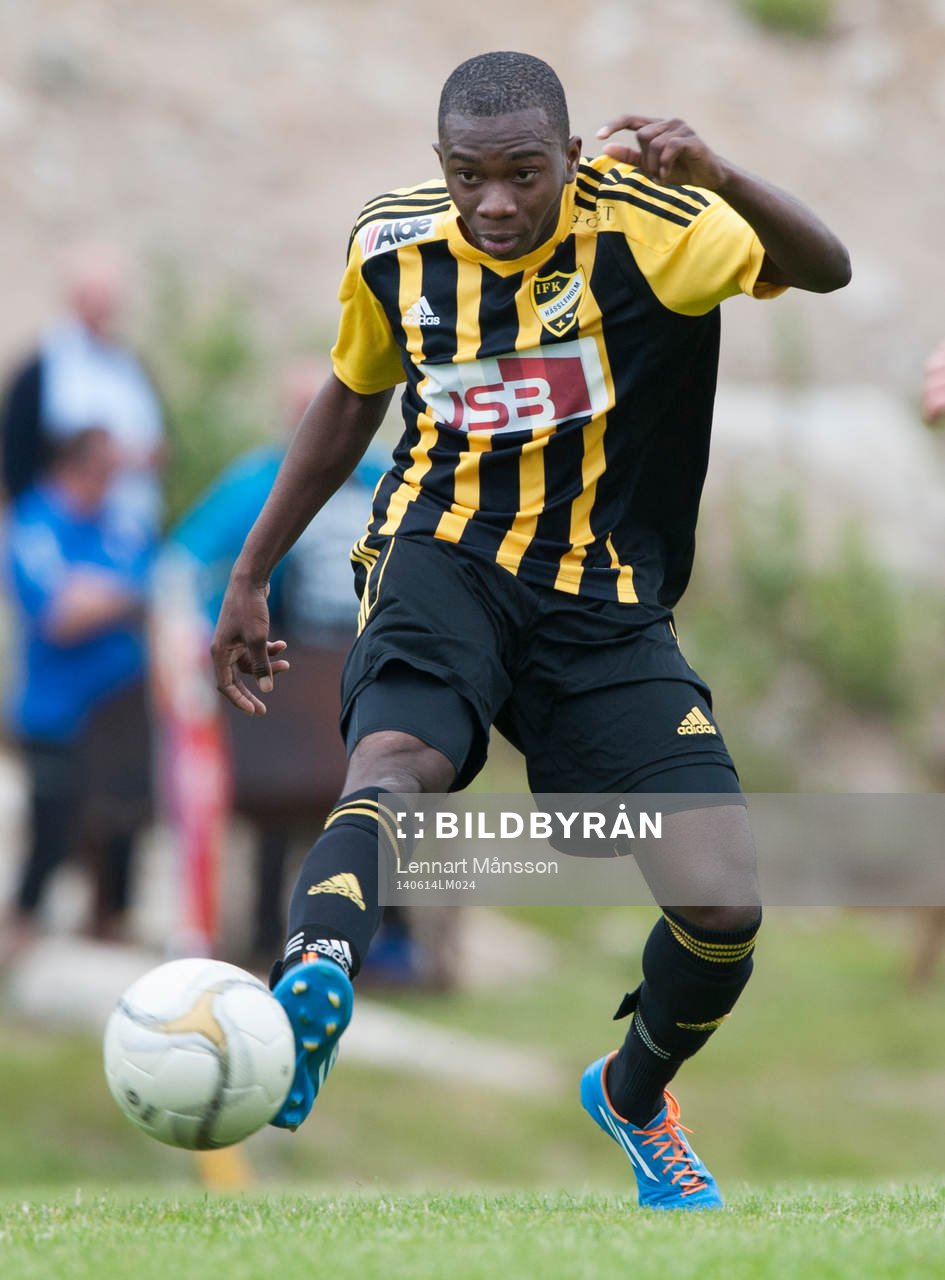 IFK Hässleholms Junior Bangura i matchen i division 3