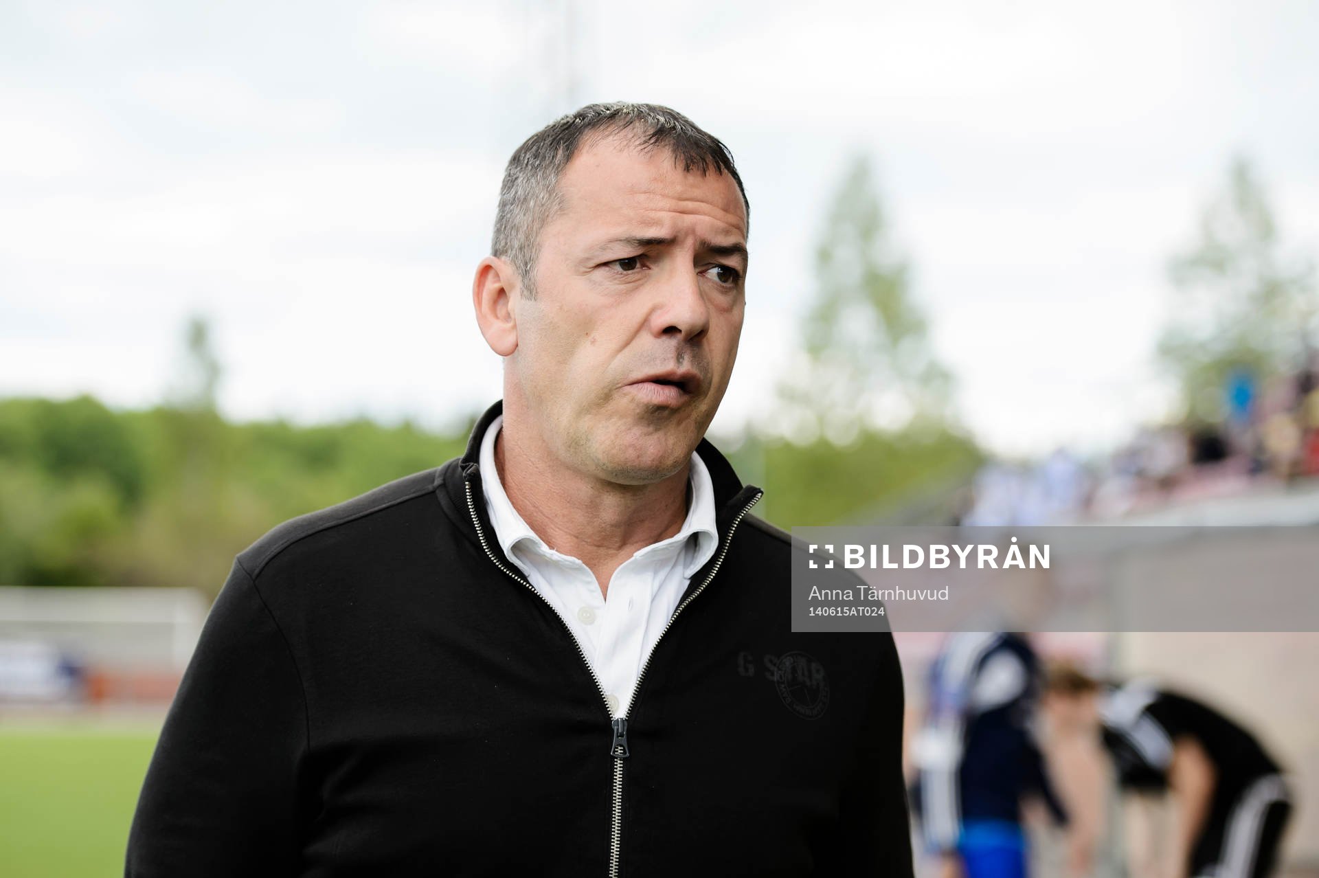 Syrianskas tränare Zvezdan Milosevic under fotbollsmatchen i Superettan mellan Syrianska och Värnamo den 15 juni 2014.