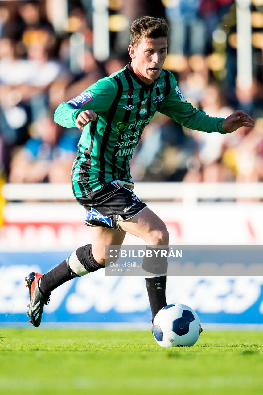 Varbergs Ardian Rexhepi under fotbollsmatchen i Superettan mellan Varberg och Sundsvall den 16 juni 2014 i Varberg.