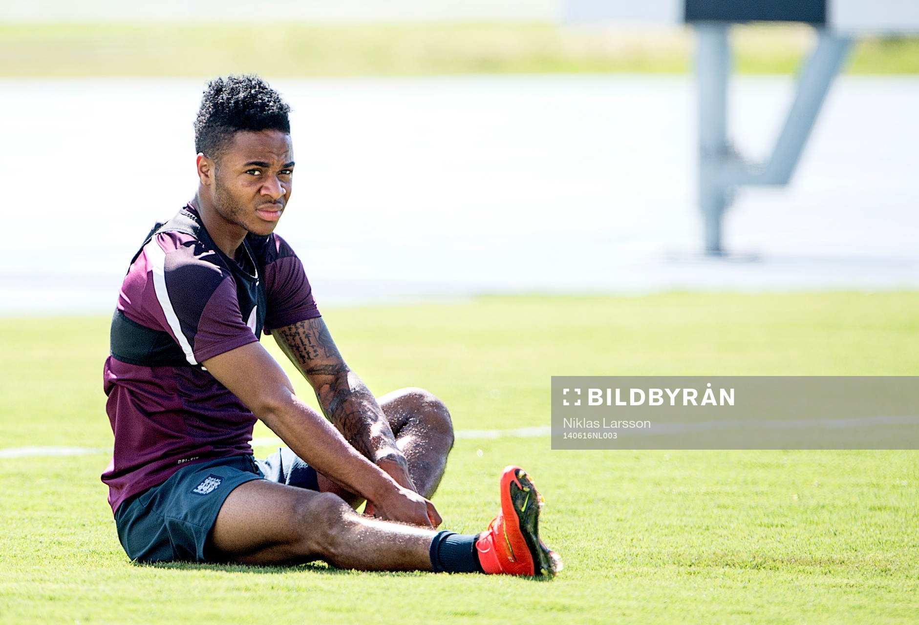 Englands Raheem Sterling under Englands träning under Fotbolls-VM den 16 juni 2014 i Rio de Janeiro.