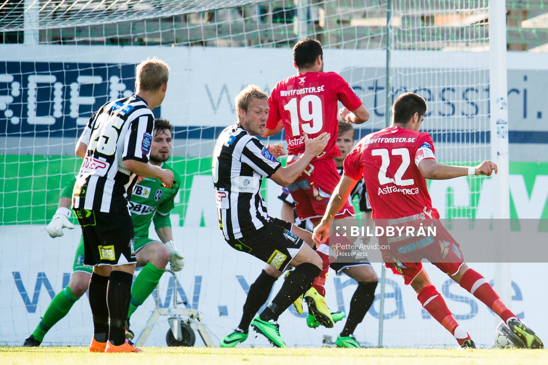 Assyriskas Nemrud Awrohum skjuter in 1-0