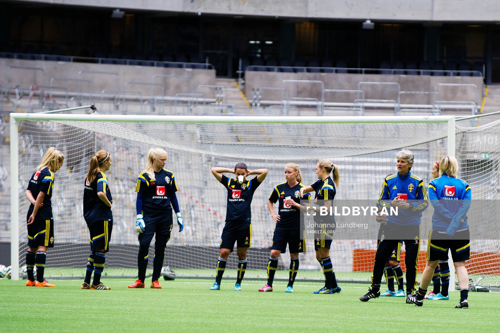 Sveriges Kosovare Asllani, Lisa Dahlkvist, målvakt Malin