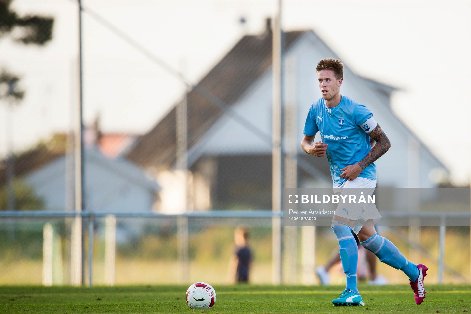 Malmö FFs Pontus Jansson som gjorde sin sista match innan flytten till Torino under träningsmatchen mellan Malmö FF och Höllviken den 18 juni 2014 i Höllviken.