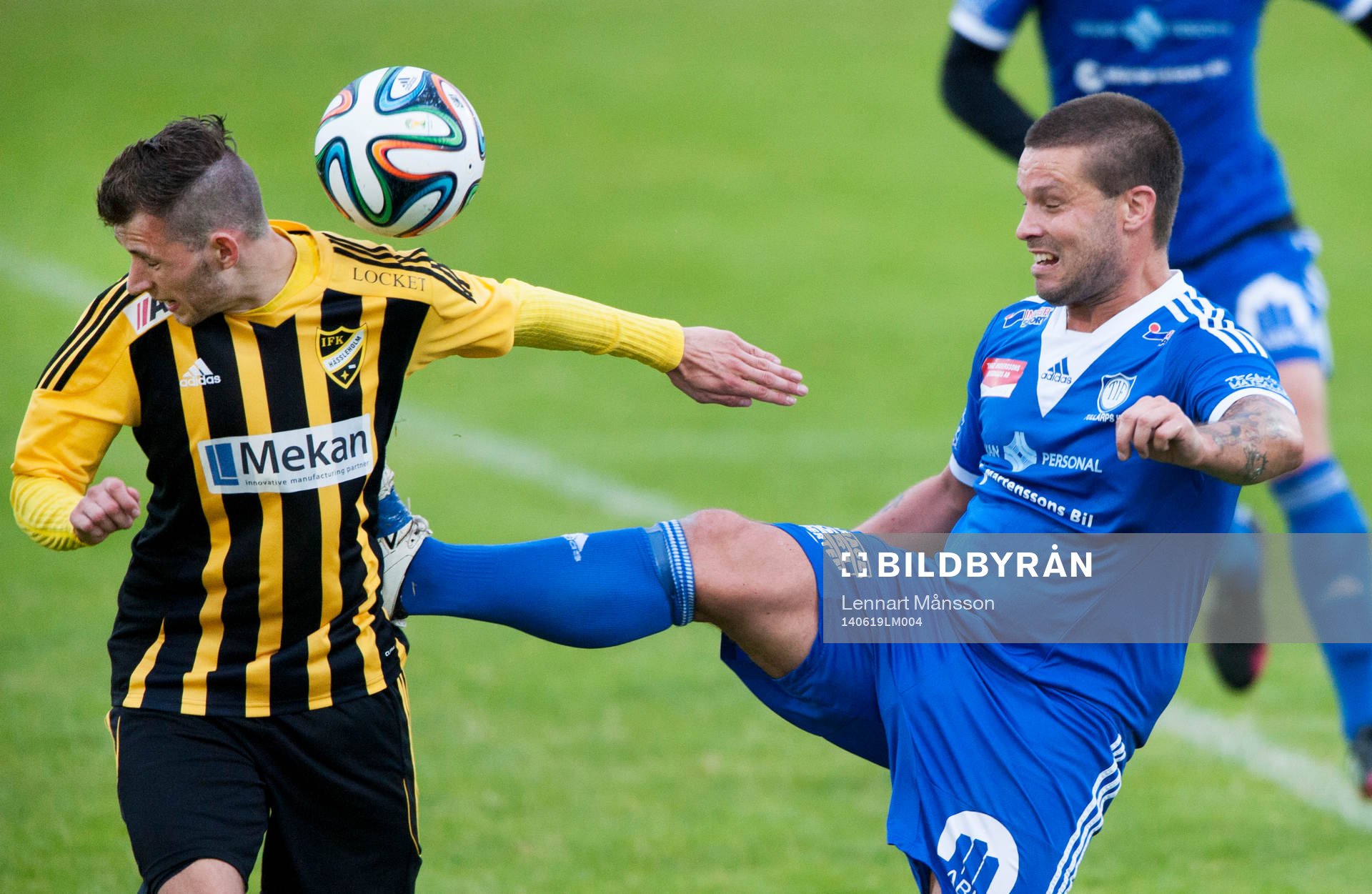 IFK Hässleholms Ilir Salja i matchen i division 3 mellan