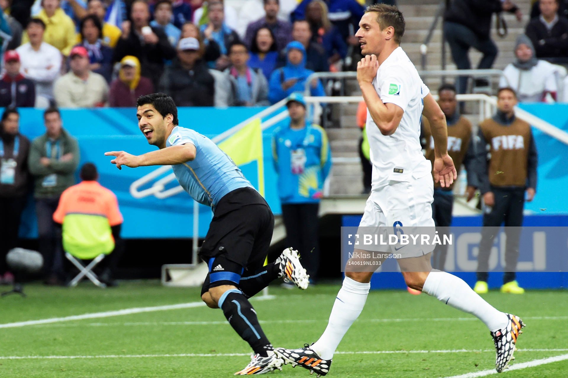 Uruguays Luis Suarez jublar