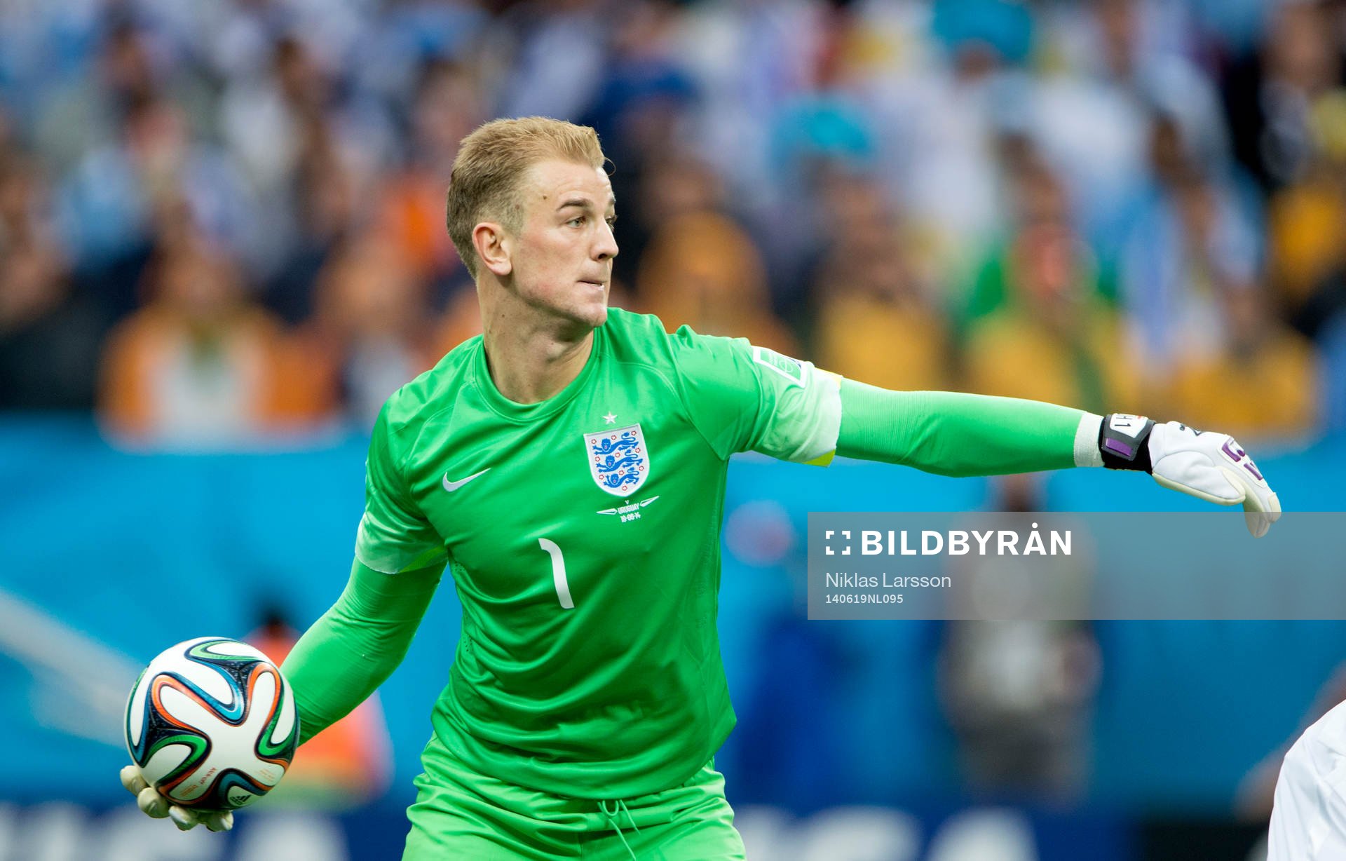 Englands målvakt Joe Hart under fotbollsmatchen mellan Spanien och Chile under Fotbolls-VM den 19 juni 2014 i Sao Paulo.