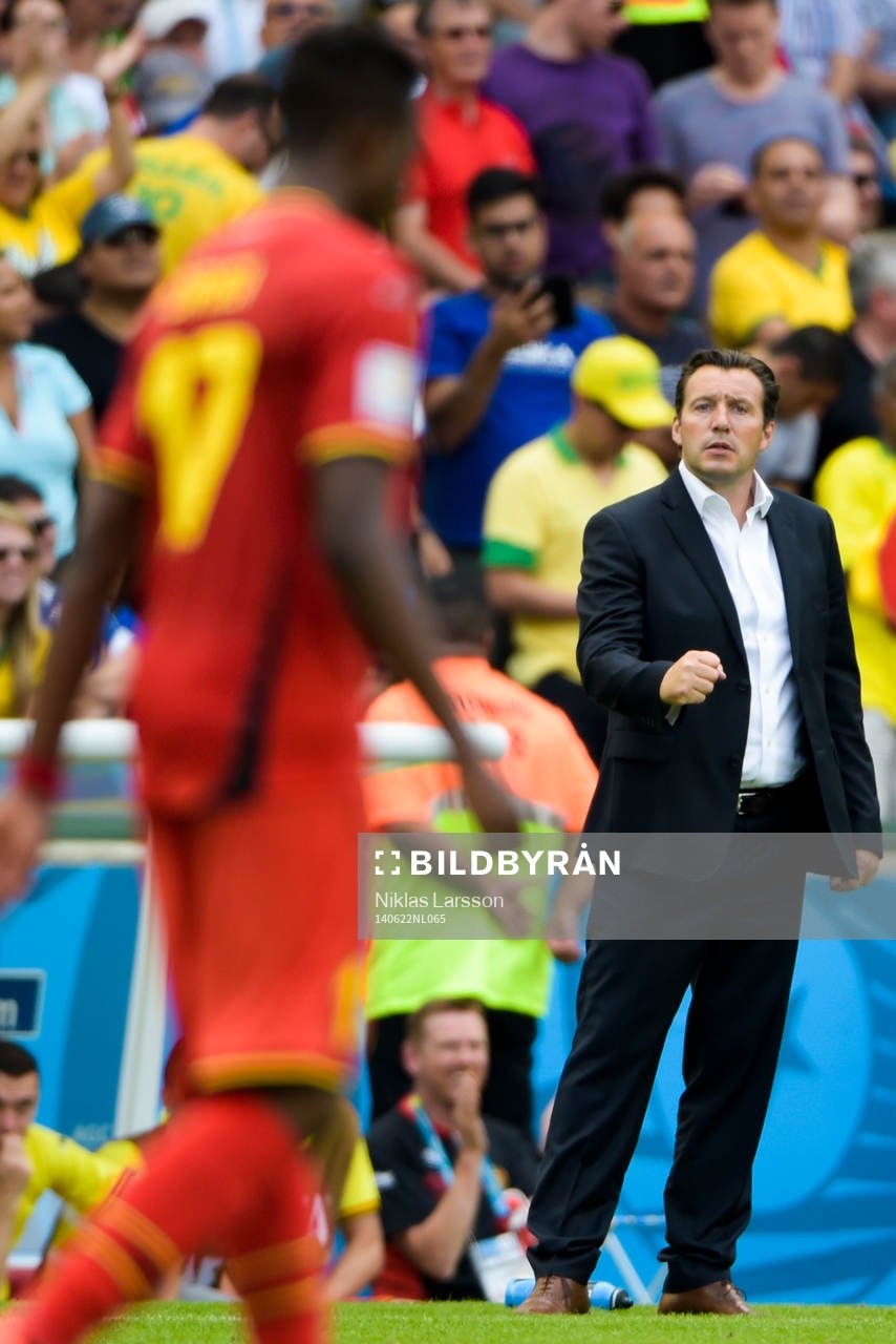 Belgiens förbundskapten Marc Wilmots under fotbollsmatchen mellan Belgien och Ryssland under fotbolls-VM den 22 juni 2014 i Rio de Janeiro.