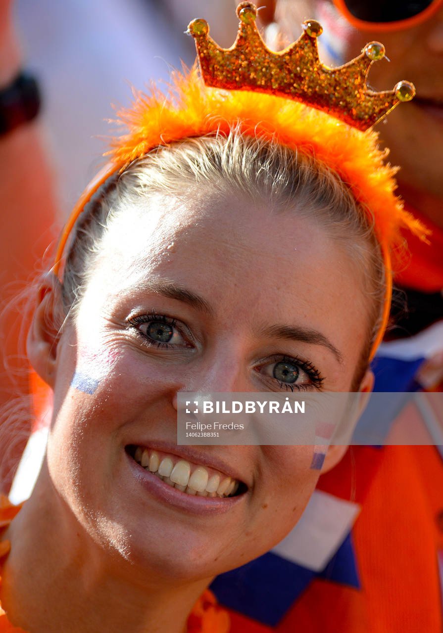 SAO PAULO, BRASIL - JUNIO 18: Aficion de Holanda, durante