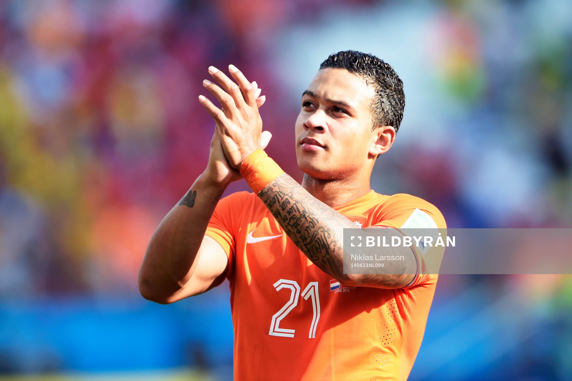 Hollands Memphis Depay jublar