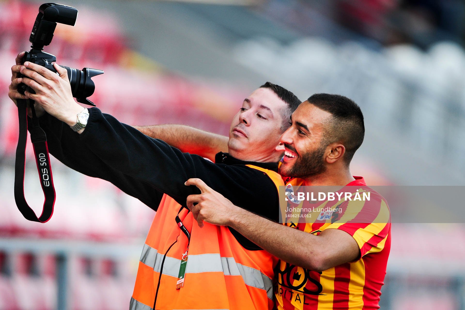 Syrianskas Saman Ghoddos jublar