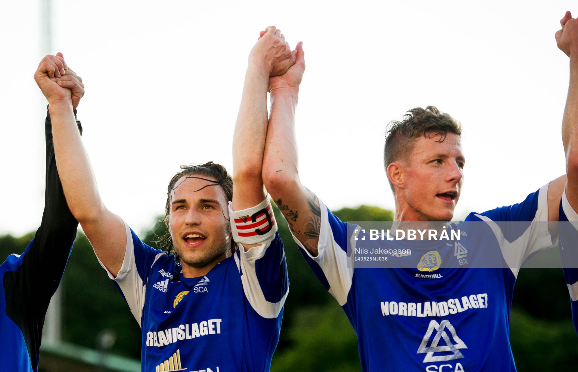 GIF Sundsvalls Kevin Walker och Johan Eklund jublar