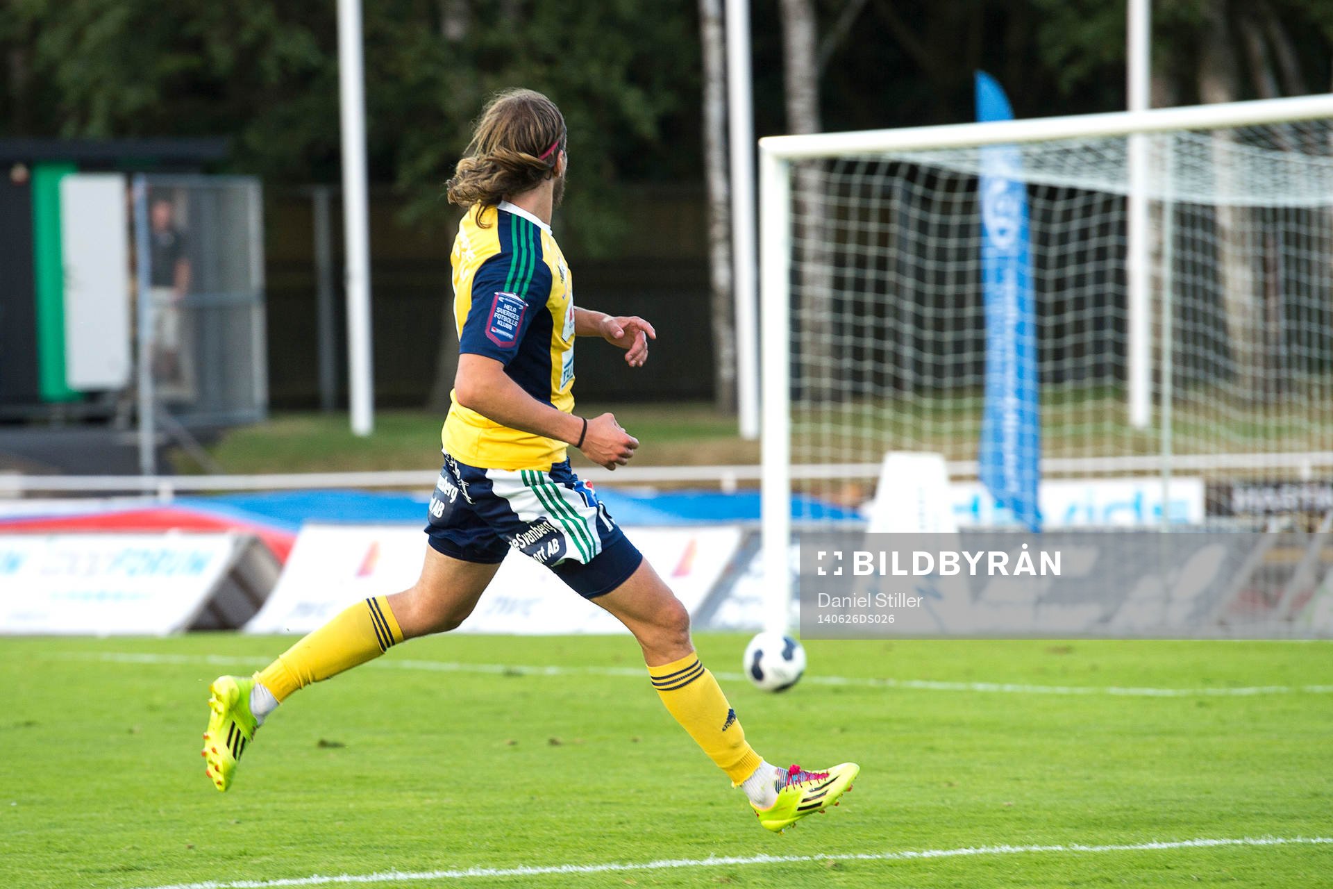 Ljungskiles David Johannesson sätter 1-3 i tom bur