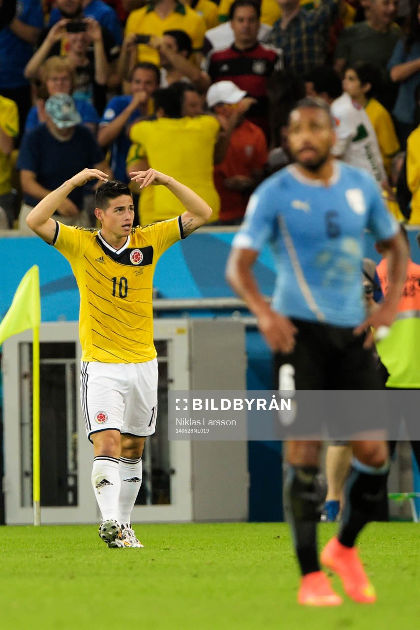Colombias James Rodriguez jublar