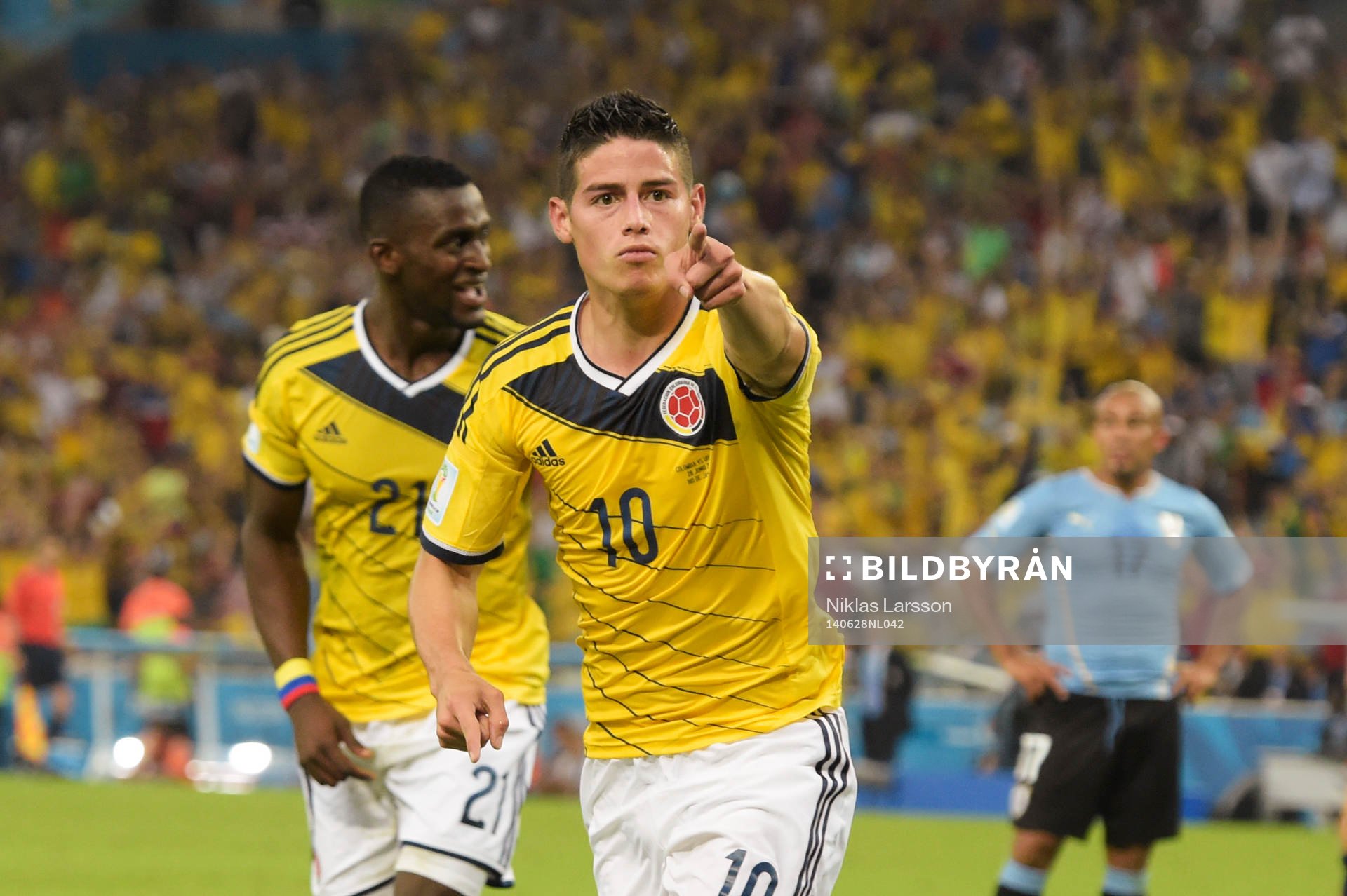 Colombias James Rodriguez jublar