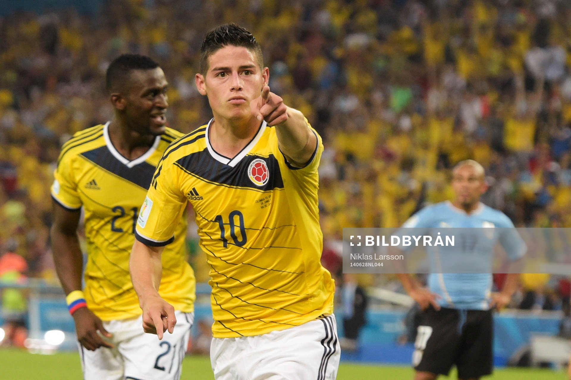 Colombias James Rodriguez jublar