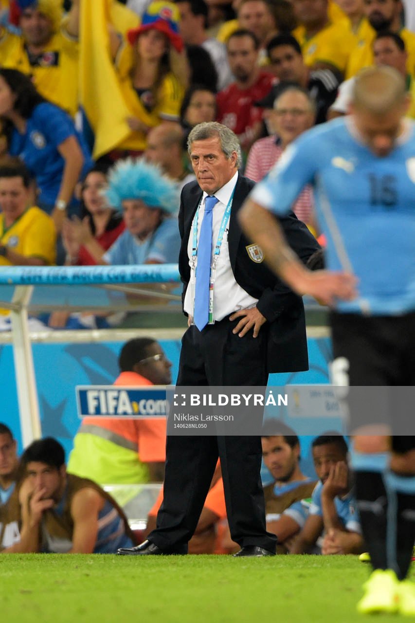 Uruguays förbundskapten Oscar Tabarez deppar