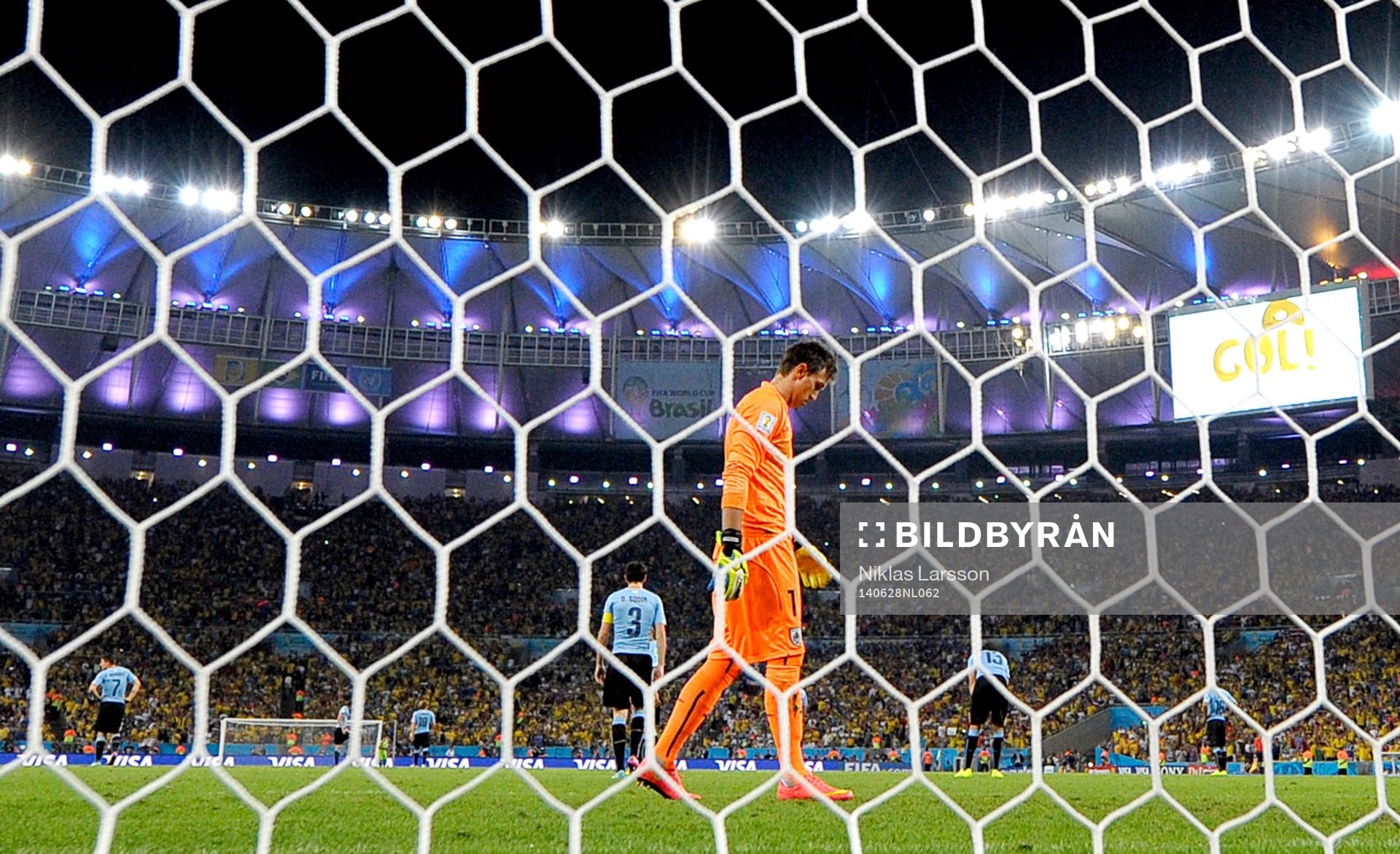 Uruguays målvakt Fernando Muslera deppar