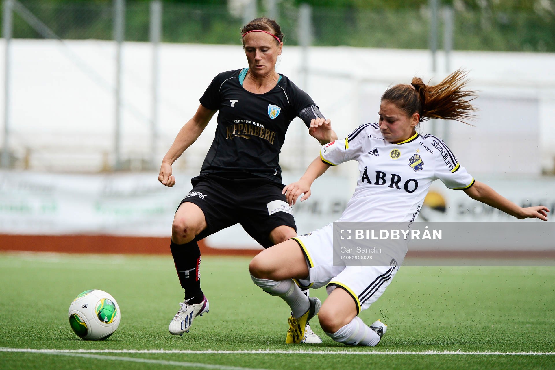 Göteborgs Marlene Sjöberg och AIKs Eldina Ahmic