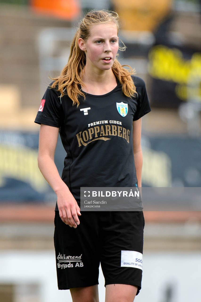 Göteborgs Amanda Edgren under fotbollsmatchen i damallsvenskan mellan Kopparbergs Göteborg och AIK den 29 juni 2014 i Göteborg.