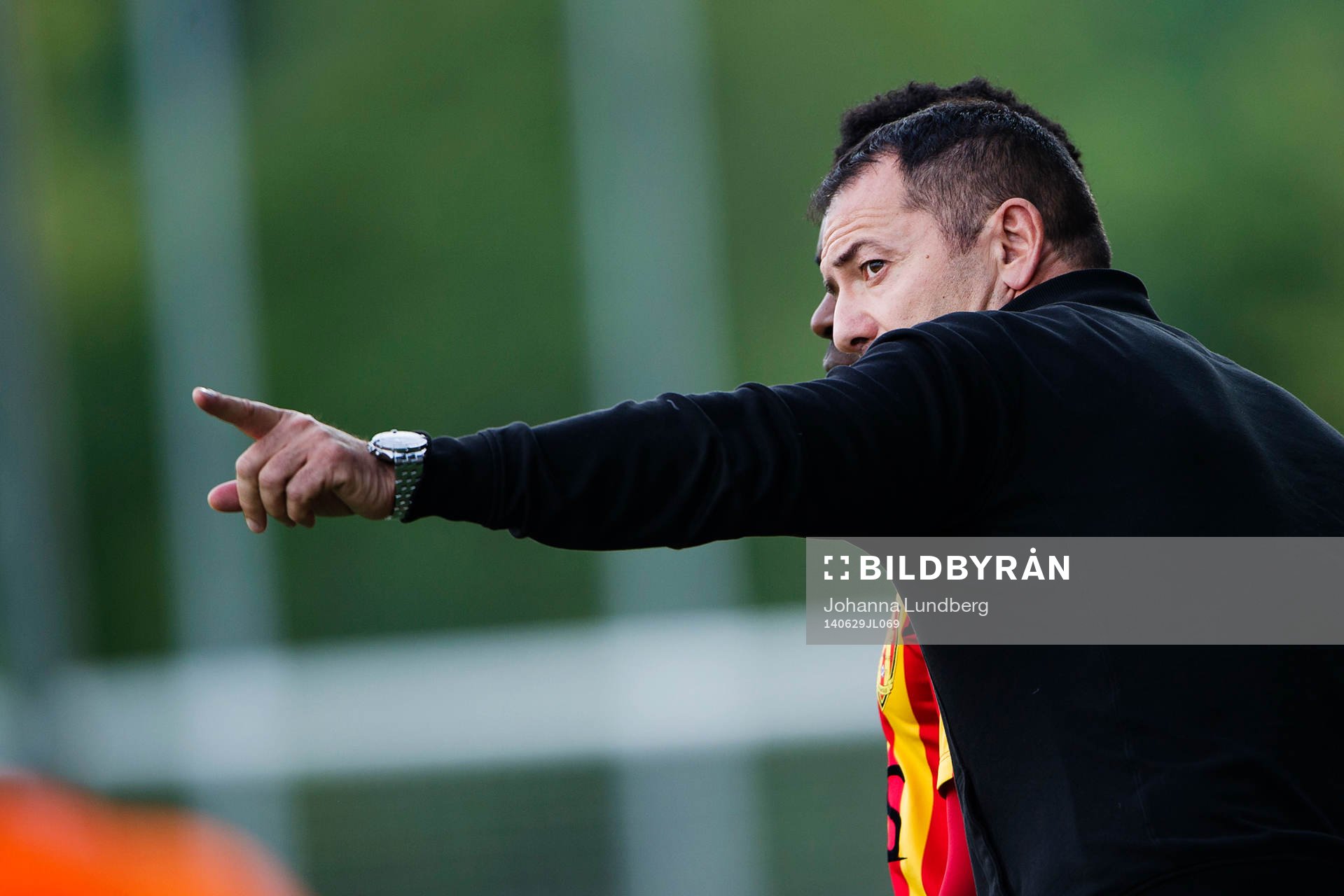 Syrianskas tränare Zvezdan Milosevic under fotbollsmatchen i Superettan mellan Syrianska och Degerfors den 29 juni 2014 i Södertälje.