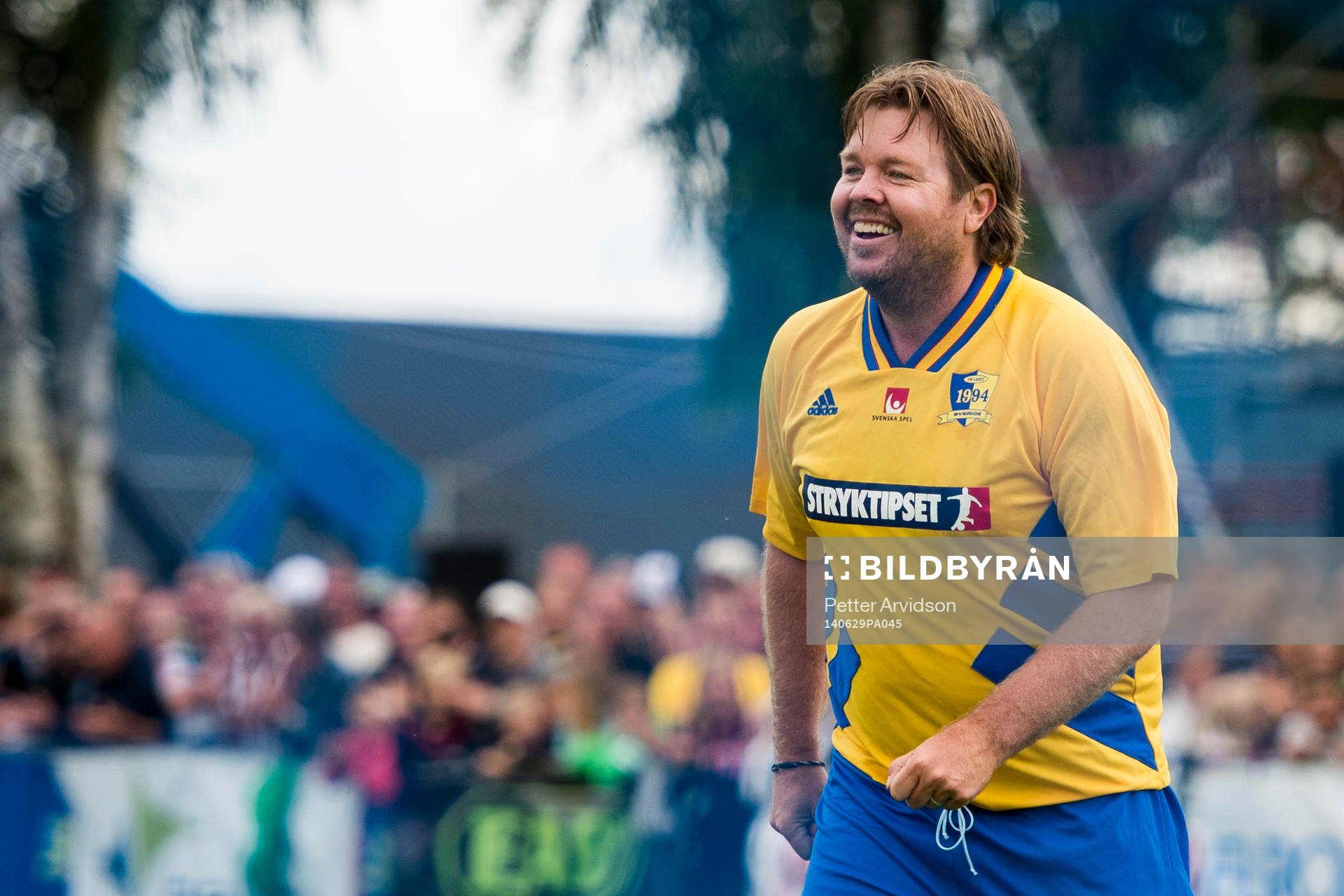 VM-laget 1994s Tomas Brolin jublar