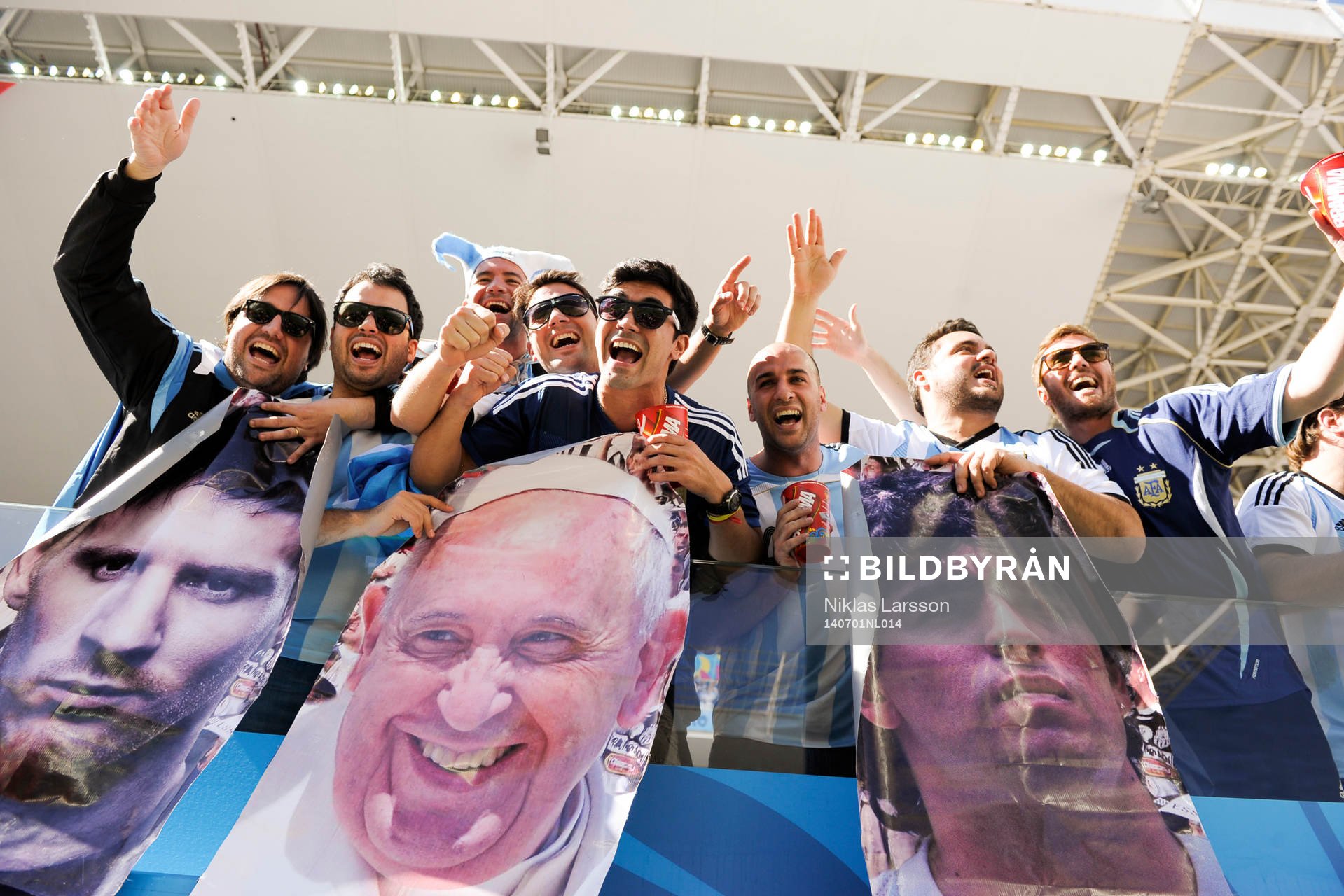 Argentinsk supporter innan åttondelsfinalen mellan