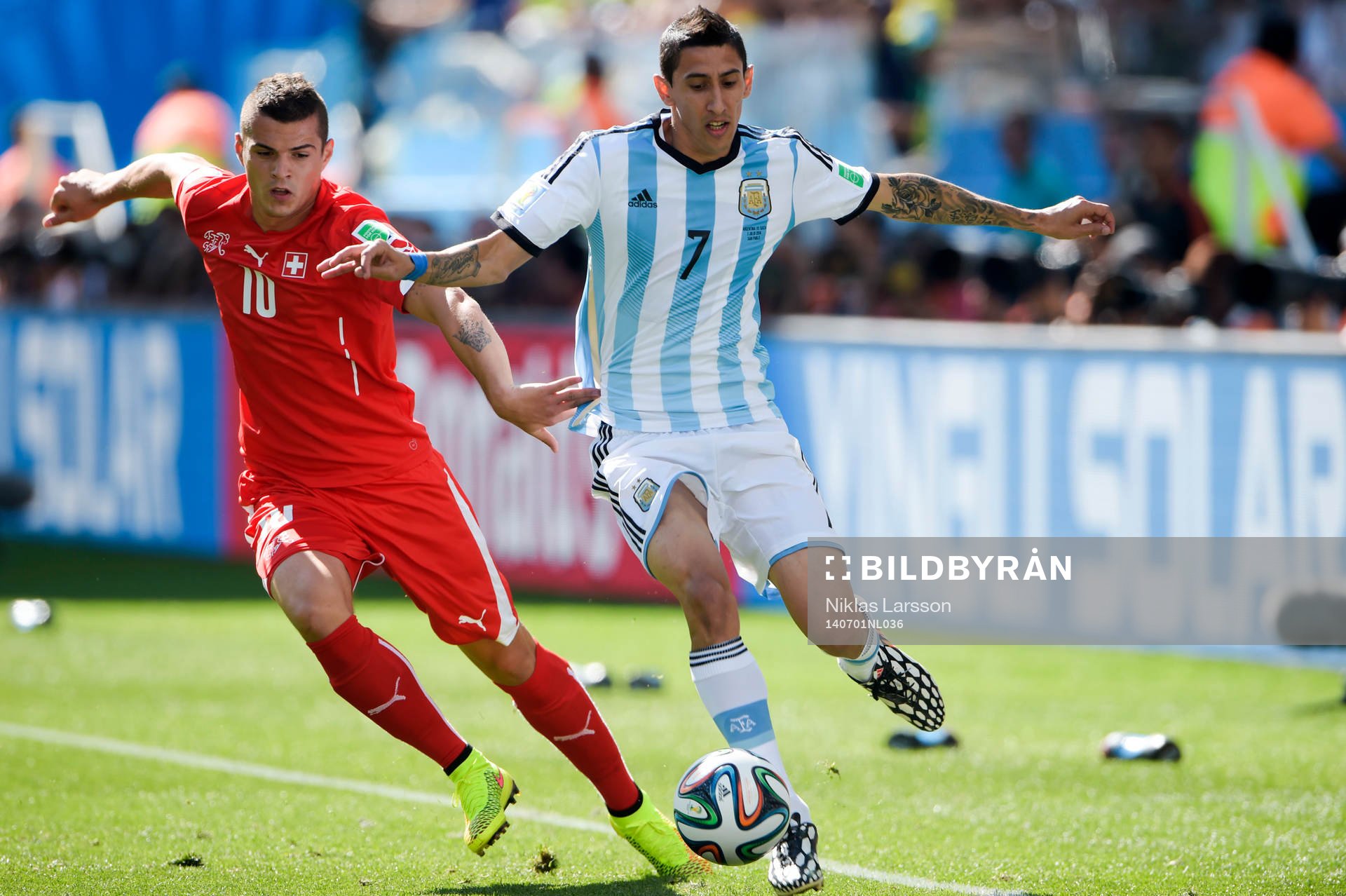 Schweiz Granit Xhaka och Argentinas Angel Di Maria