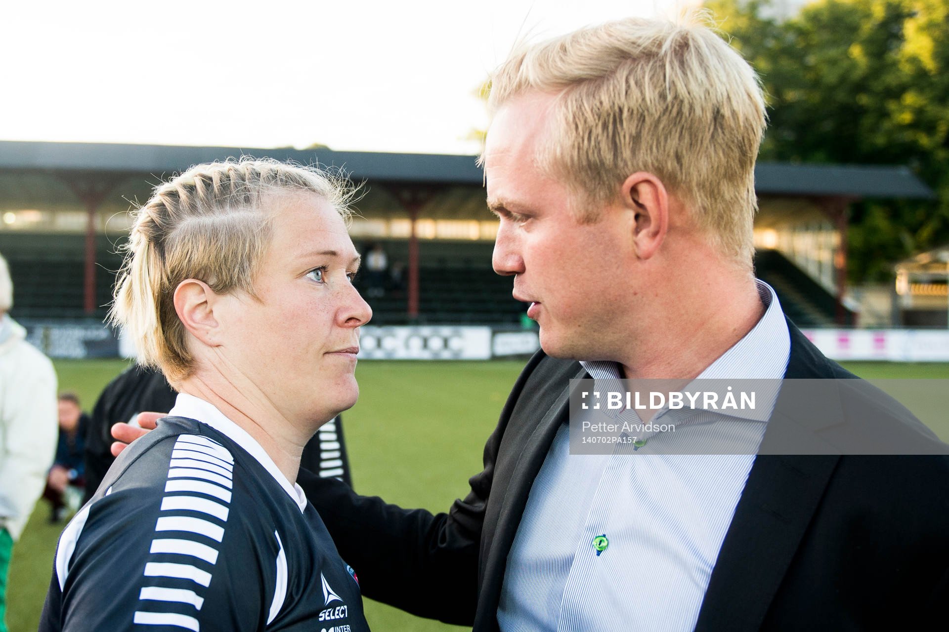 Rosengårds målvakt Thora Helgadottir och tränare Jonas