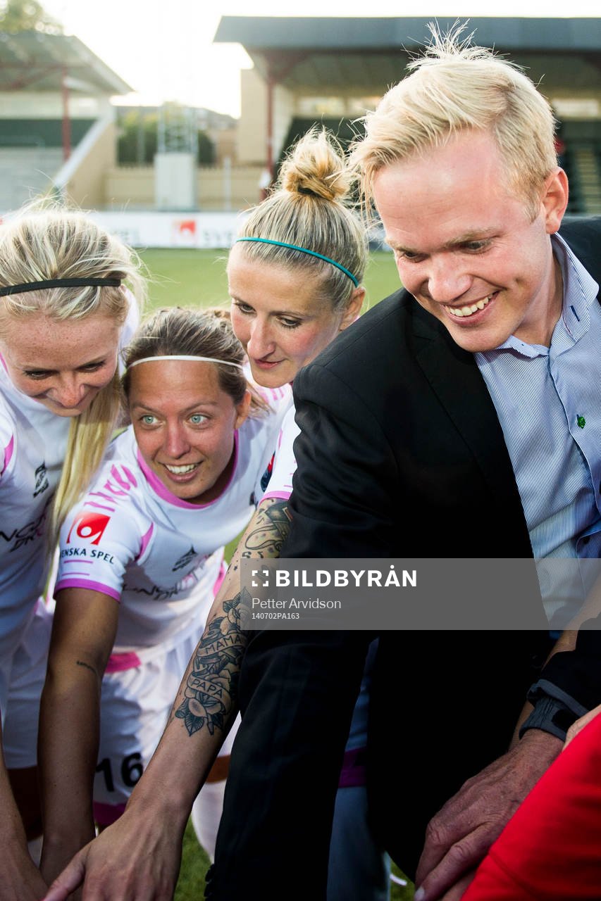 Rosengårds tränare Jonas Eidevall (th)