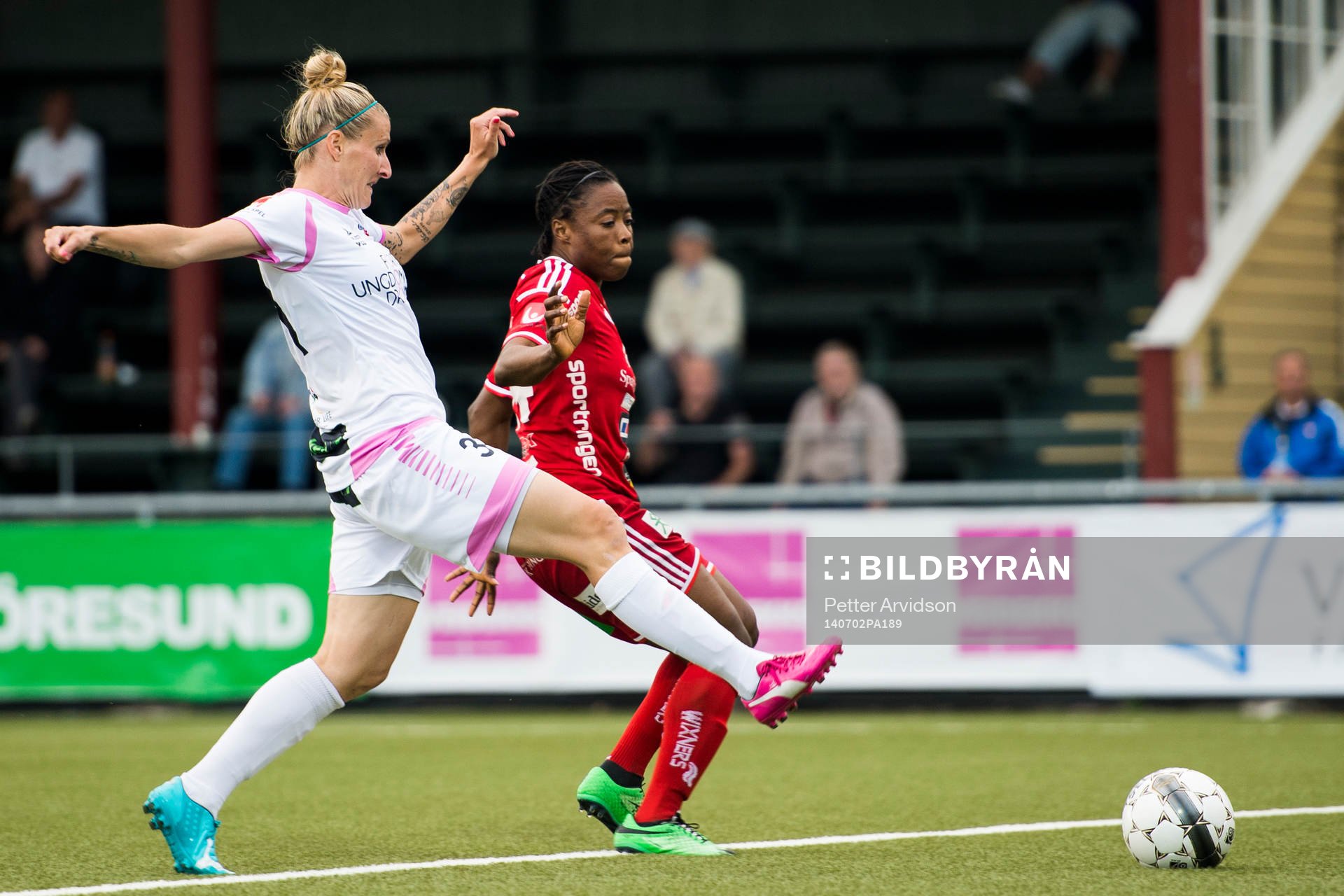 Rosengårds Anja Mittag och Piteås Faith Ikidi