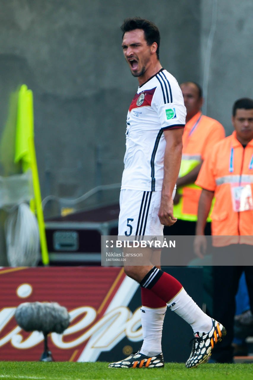 Tysklands Mats Hummels  jublar