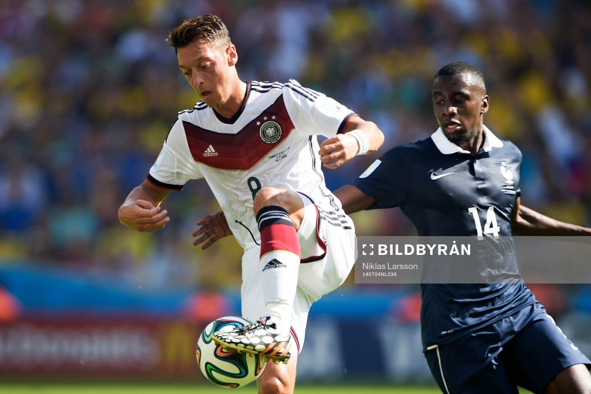 Tysklands Mesut Özil och Frankrikes Blaise Matuidi