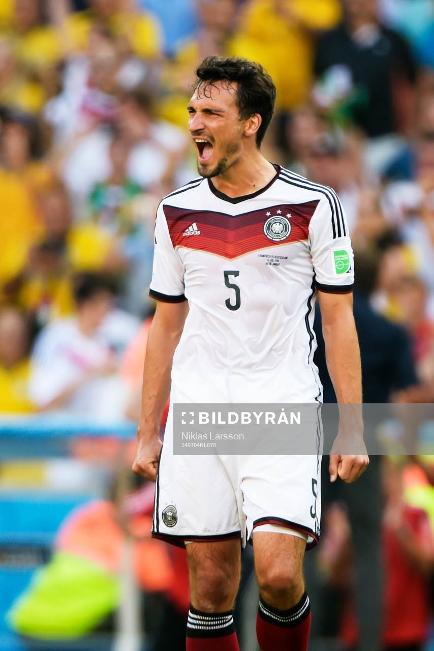 Tysklands Mats Hummels jublar