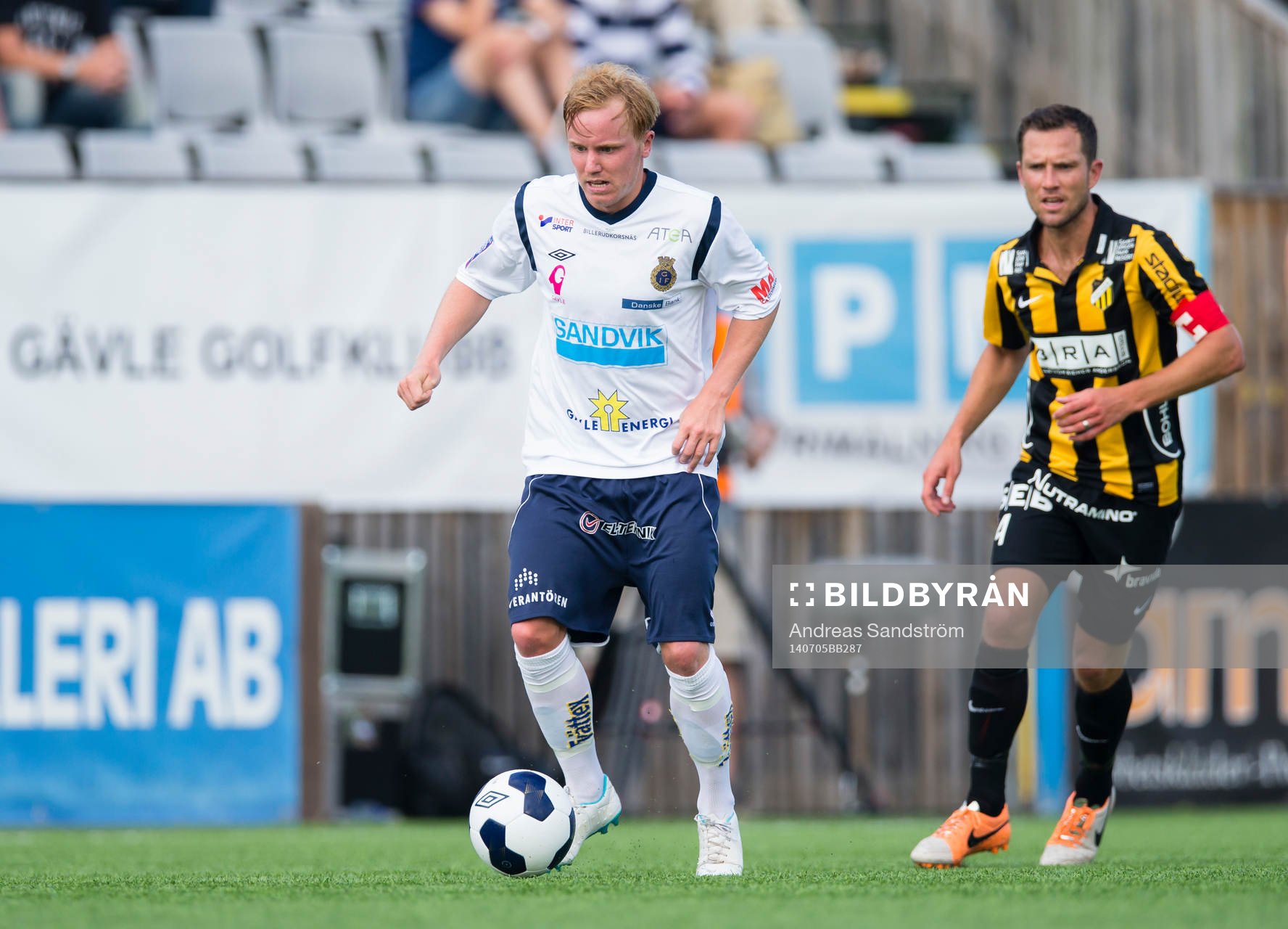 Gefles Simon Lundevall under fotbollsmatchen i Allsvenskan mellan Gefle och Häcken den 5 Juli 2014 i Gävle. 