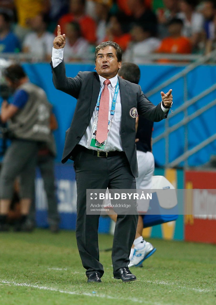  Football - Netherlands v Costa Rica - FIFA World Cup Brazil 2014 - Quarter Final - Arena Fonte Nova, Salvador, Brazil - 5/7/14