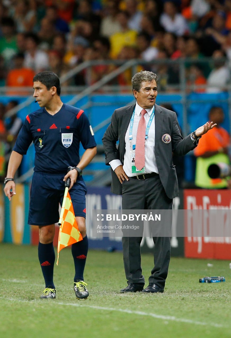  Football - Netherlands v Costa Rica - FIFA World Cup Brazil 2014 - Quarter Final - Arena Fonte Nova, Salvador, Brazil - 5/7/14