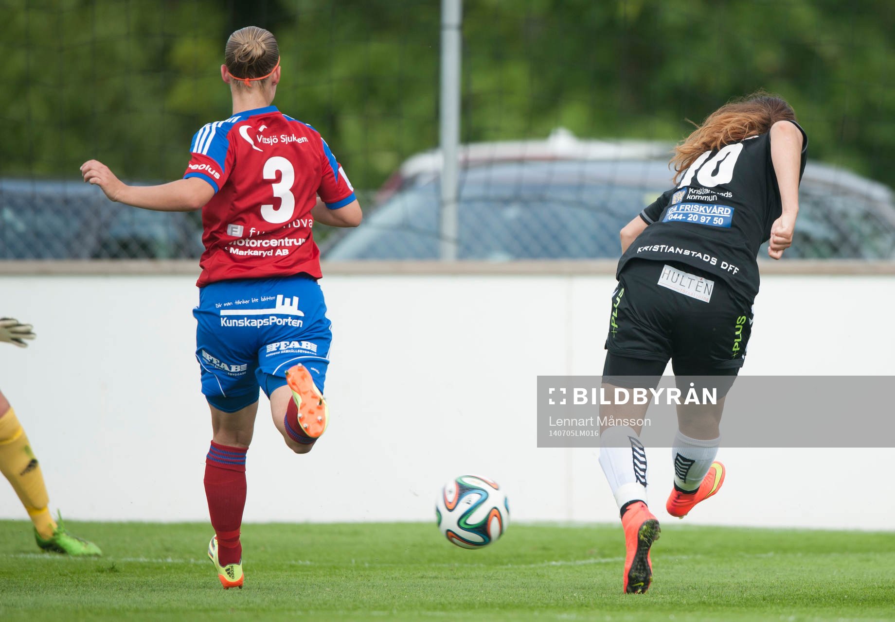 Kristianstads Marija Basunic skjuter 0-1 i matchen i