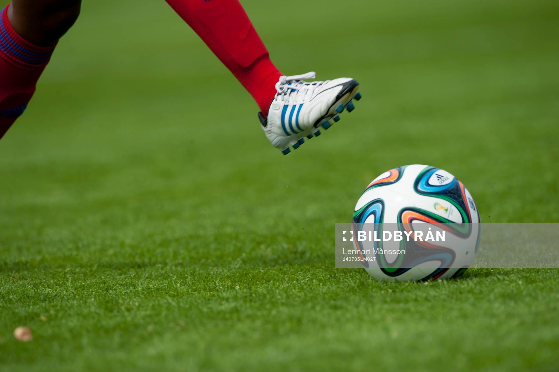 Bollbehandling i matchen i damallsvenskan mellan Vittsjö