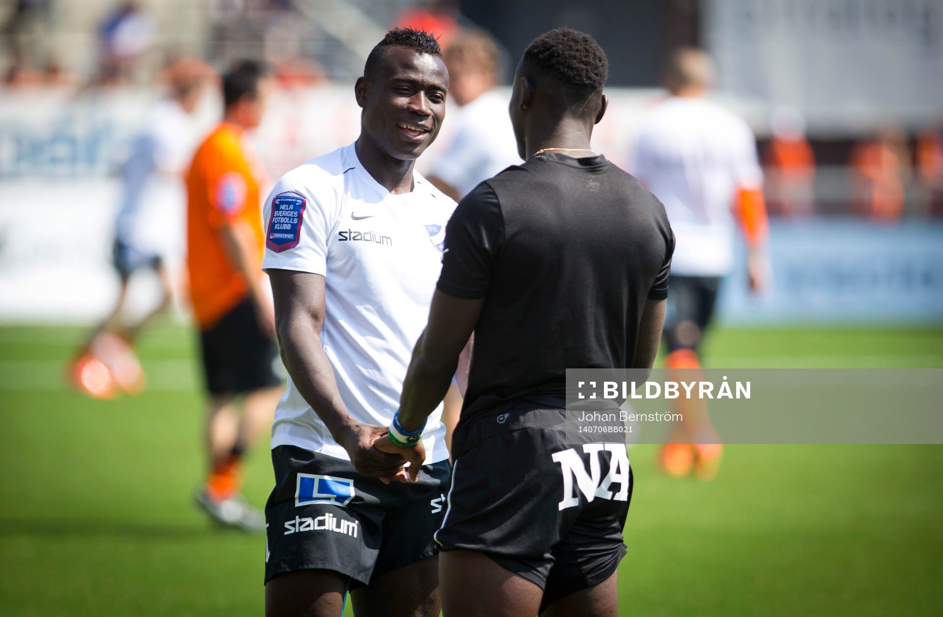 Norrköpings Alhaji Kamara och Örebros Alhassan Kamara