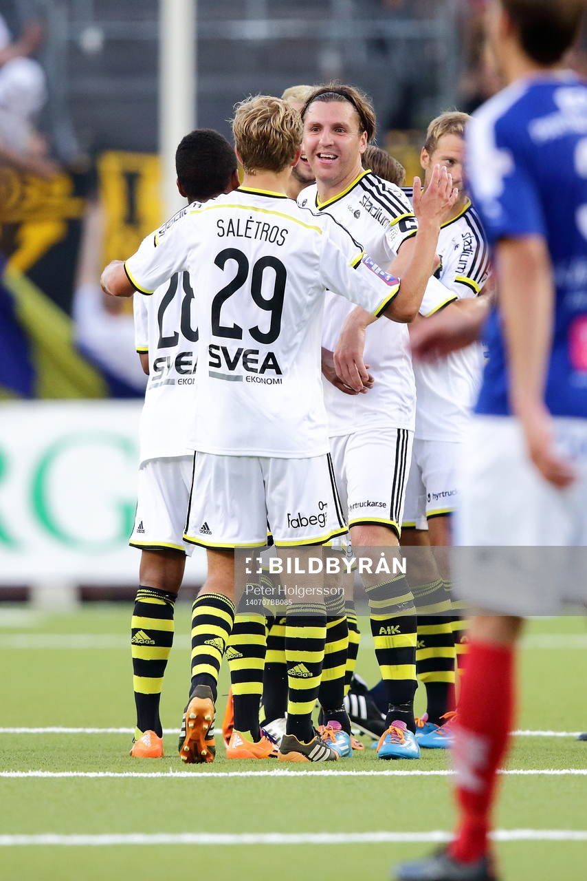 Jubel efter vinsten med 0-3 under fotbollsmatchen i Allsvenskan mellan Åtvidaberg och AIK den 12 maj 2014 i Åtvidaberg.