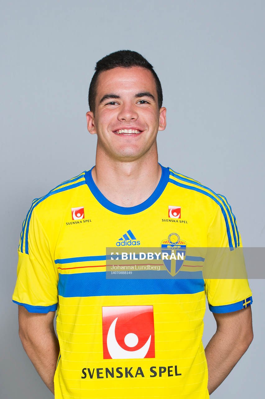 Granit Stagova, som spelar i P16/97-landslaget