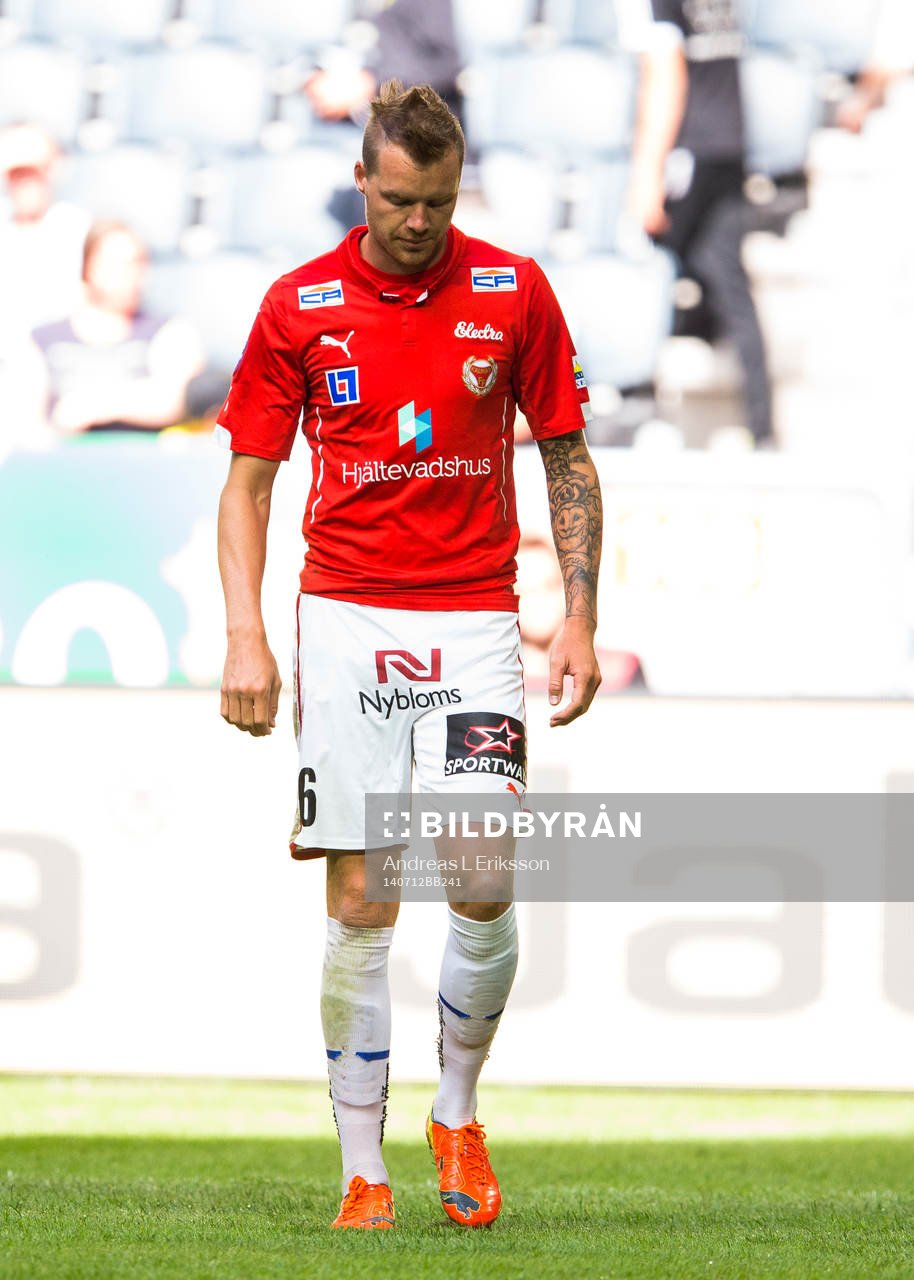 Kalmars Marcus Nilsson ser deppig ut