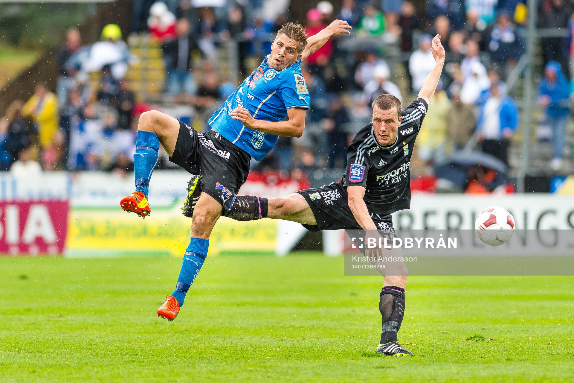 Halmstads Mikael Boman och IFK Göteborgs Jakob Johansson